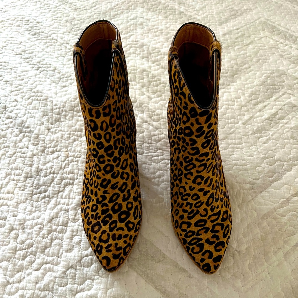 Size 9.5, Frye Maley Pull Tab, Worn ONCE!!